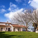 Freesurfcamp Hostel