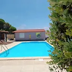 Hostel Freesurfcamp *