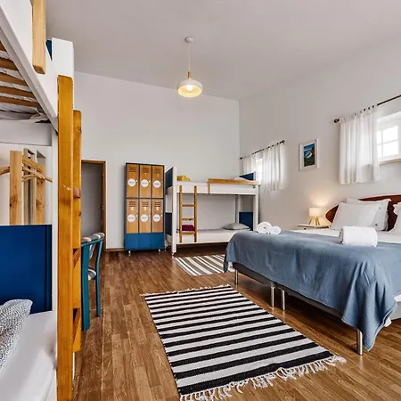 호스텔 Freesurfcamp 발리알