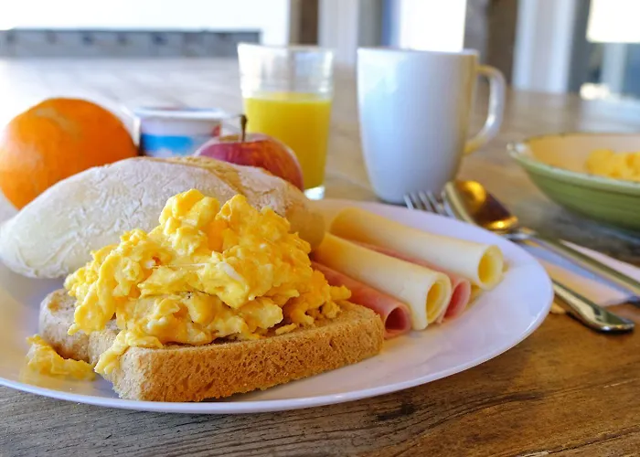 אכסניה Freesurfcamp בליאל