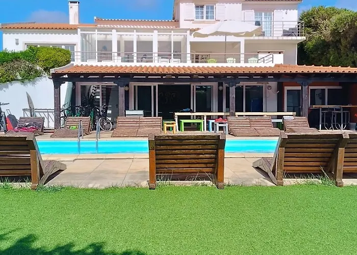 Freesurfcamp بيت شباب *