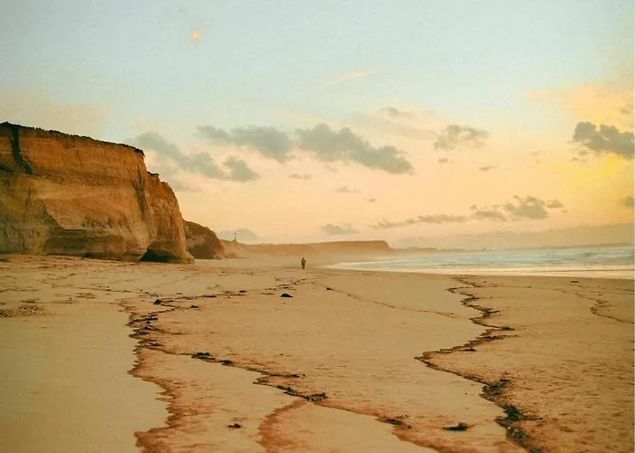 אכסניה Freesurfcamp בליאל