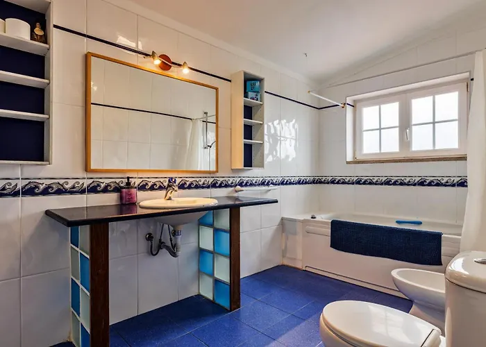 אכסניה Freesurfcamp *