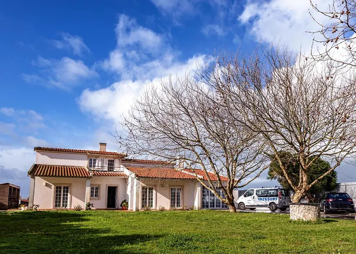 Freesurfcamp אכסניה